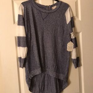 💕 ALTAR’D STATE SWEATER💕